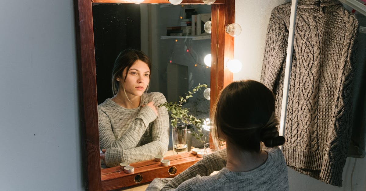 How to Use Mirror Gazing for Intuitive Breakthroughs (Without Freaking Yourself Out)