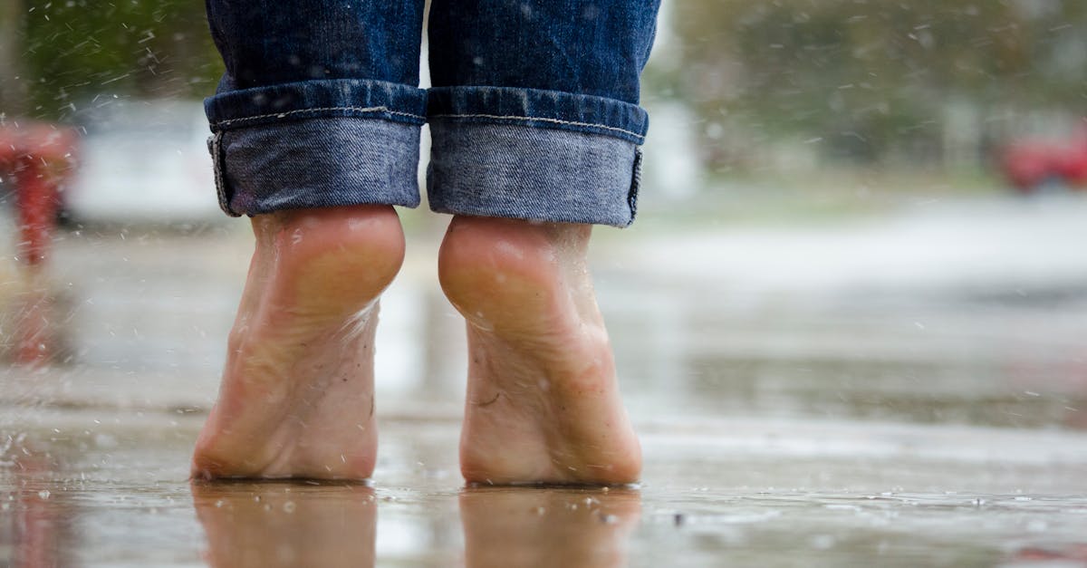 How to Ground Your Root Chakra When Anxiety Makes Life Feel Unsafe