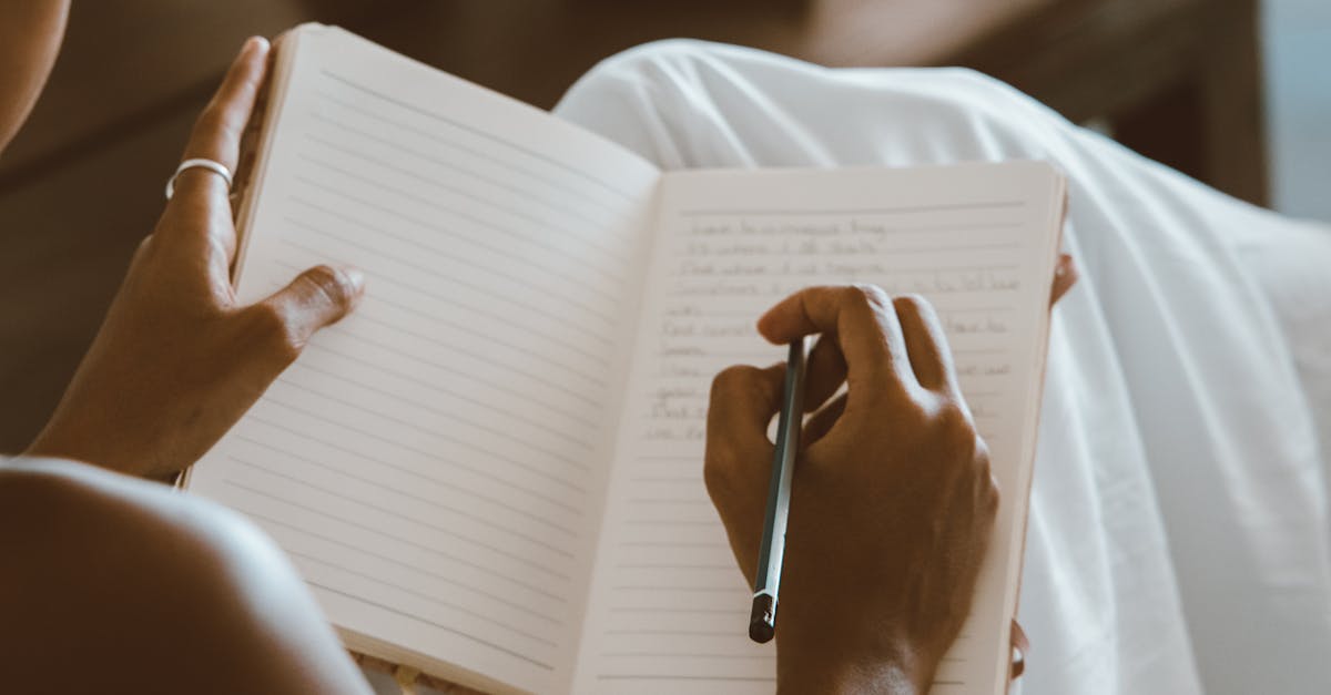 How to Use Somatic Journaling to Break Repetitive Thought Loops