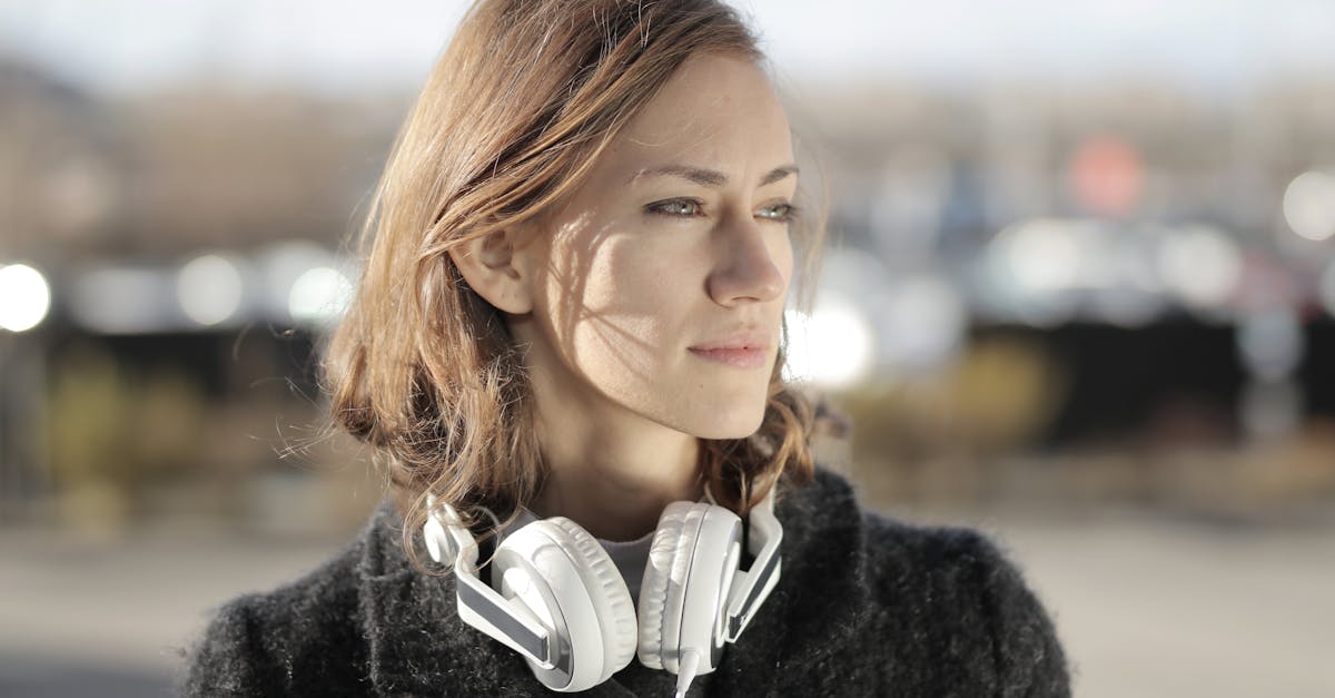 Overcoming Daily Anxiety with Sravana Listening Practices from Vedanta