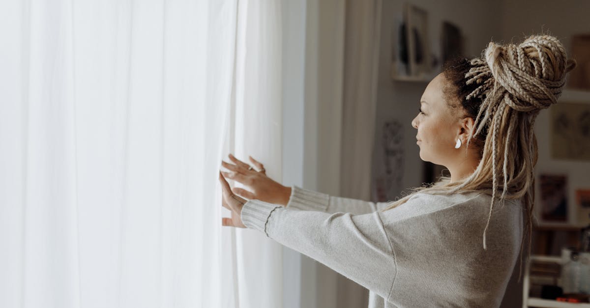 Stoic Morning Rituals: A 10-Minute Practice to Ease Daily Anxiety