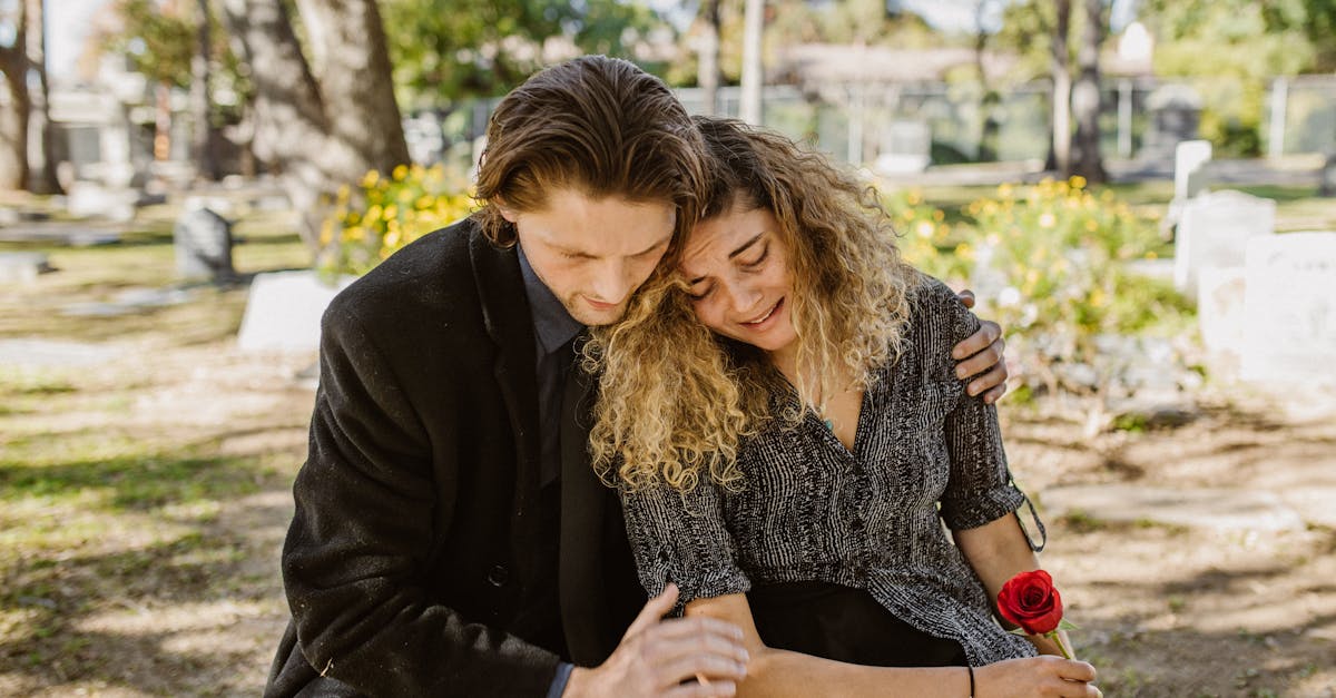 Overcoming Grief Through Mediumship: Channel Messages from Loved Ones for Closure